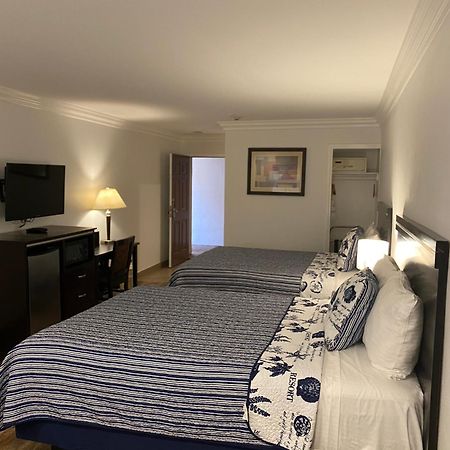 Ocean Surf Inn & Suites Huntington Beach Esterno foto